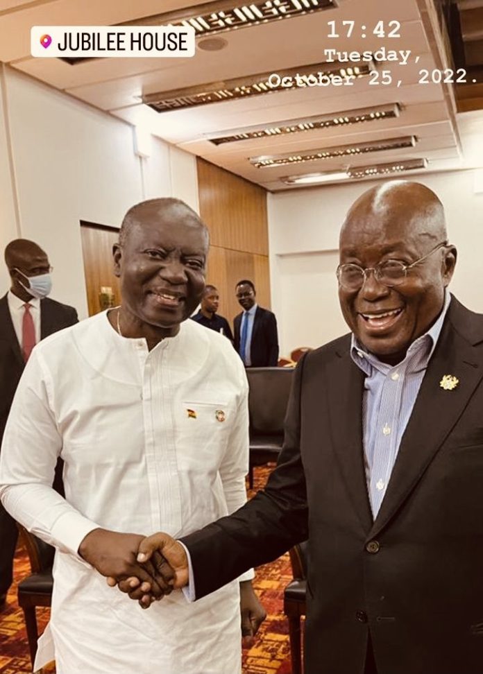 Image of Ken Ofori-Atta, Finance Minister and President Akufo-Addo (right)