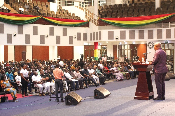 Image of Former President John Dramani Mahama addressing guests during the lecture. Picture: Maxwell Ocloo